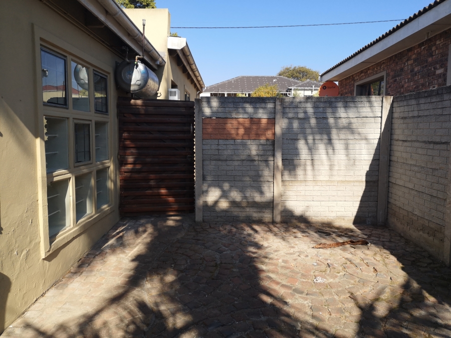 To Let 2 Bedroom Property for Rent in Cambridge Eastern Cape